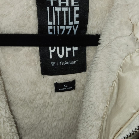 NEW TNA The Little Fuzzy Puff Jacket in Matte Pearl - Picture 10 of 13